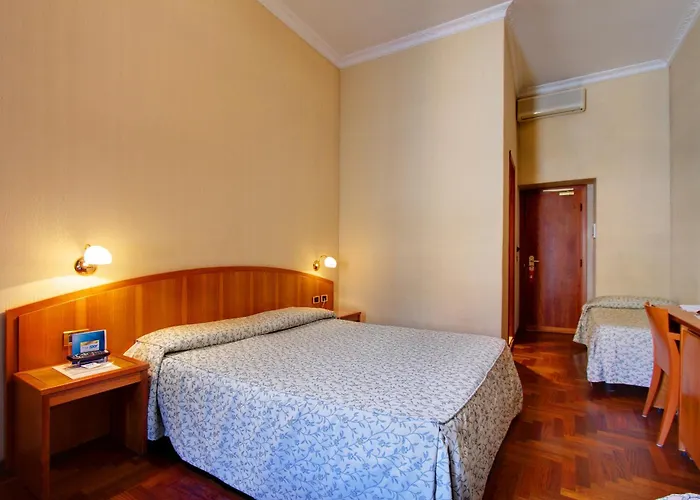 Hotel Corot 3*